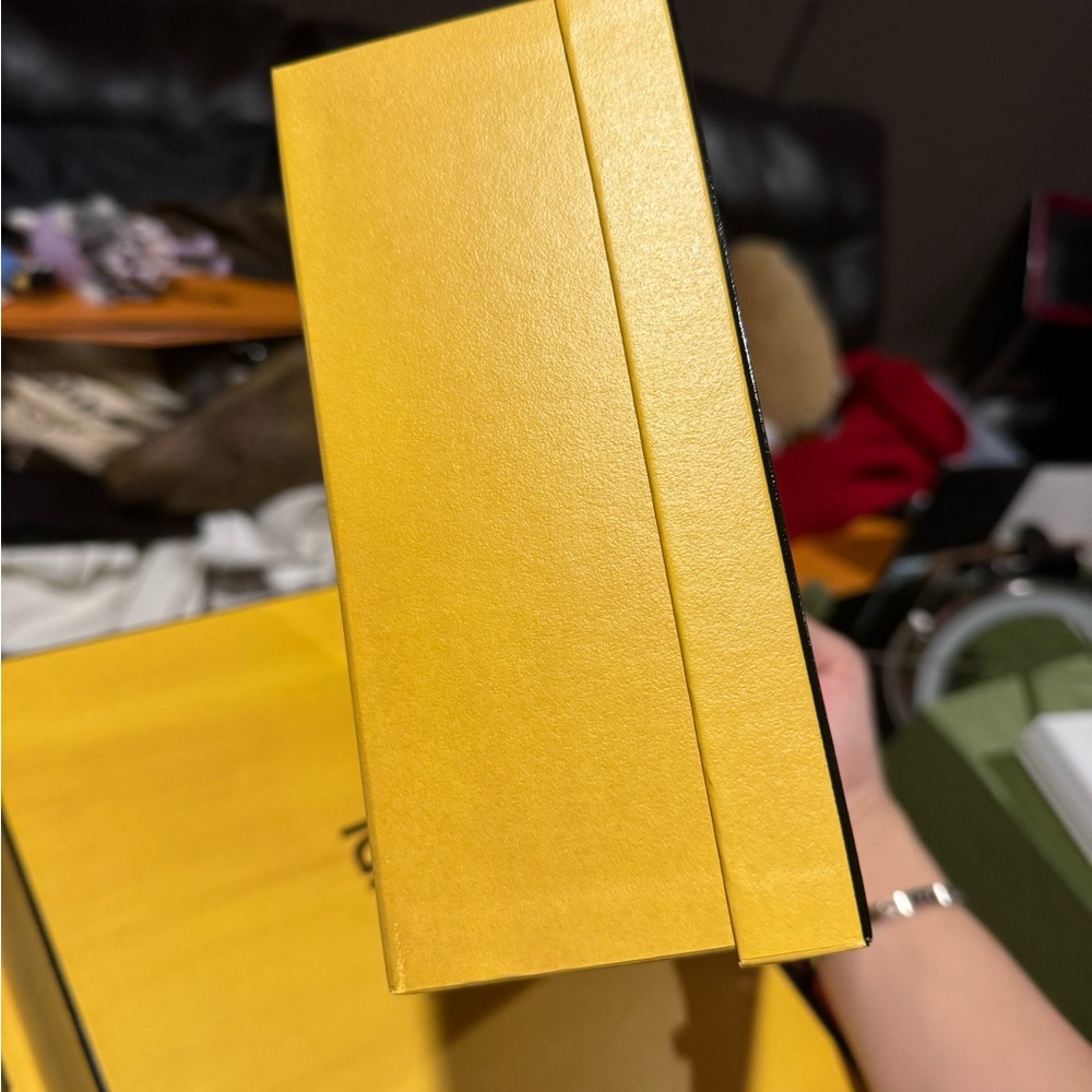 Fendi Box - Picture 2 of 10